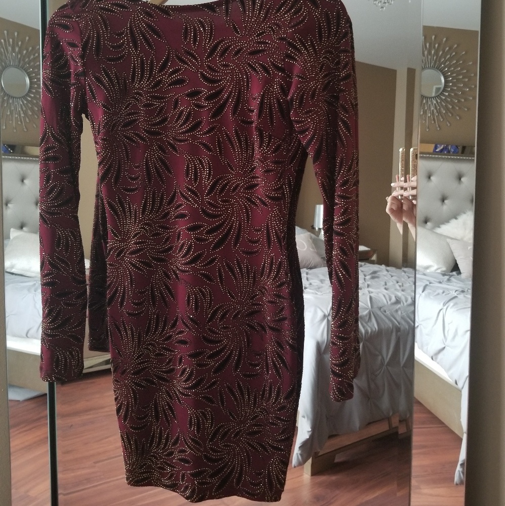 Windsor Burgundy/Gold Glitter Velvet Dress